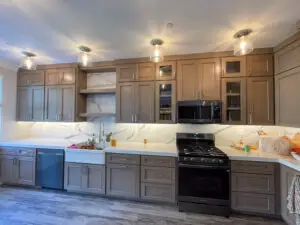 Complete Kitchen cabinetry